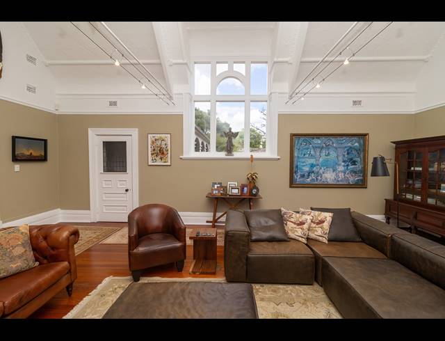 5 BEDROOM HOUSE FOR SALE IN ROSEBANK